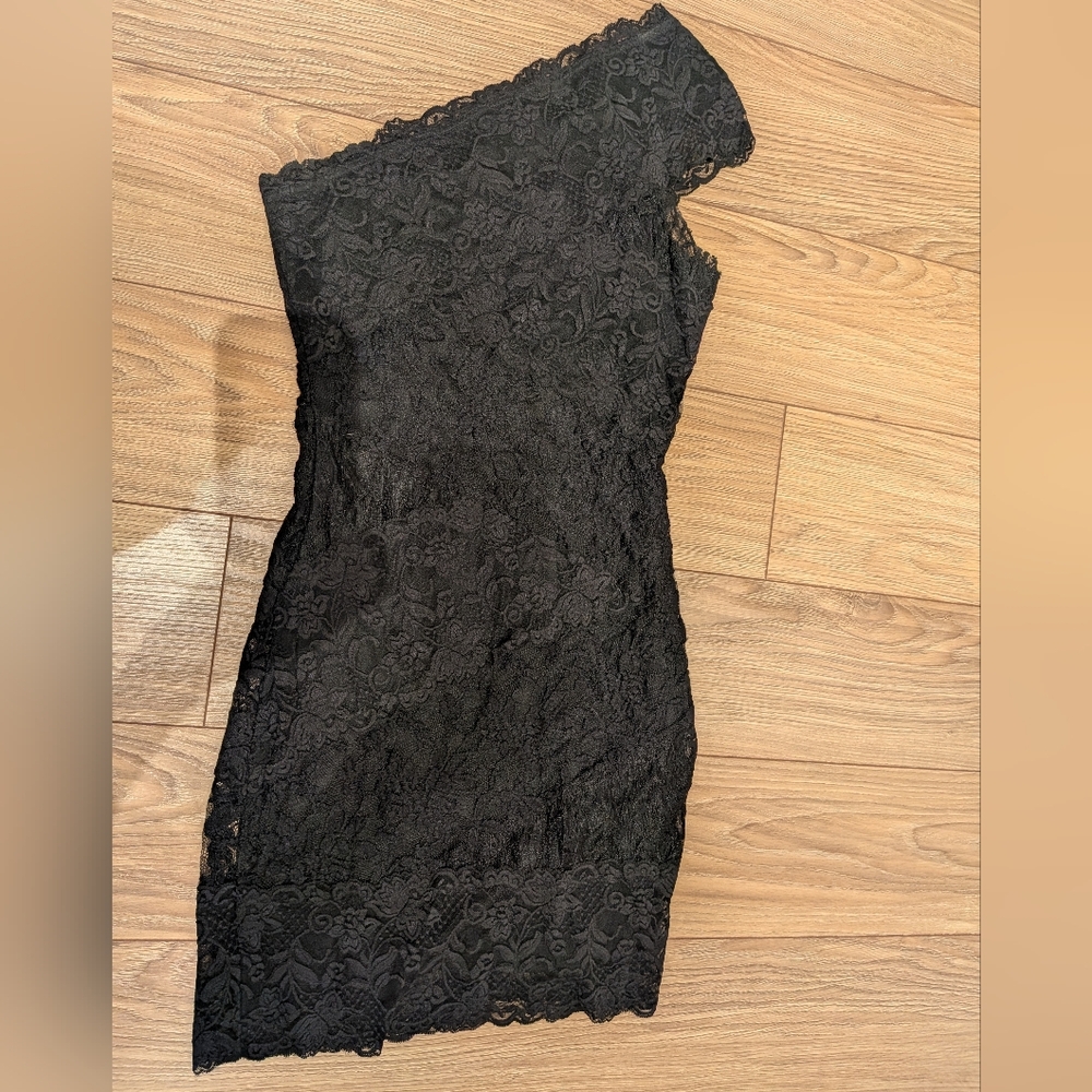 Chic One Shoulder Black Lace Dress